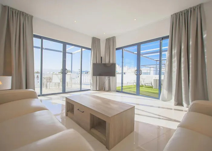 Atlantico Plaza Puerto del Carmen (Lanzarote)