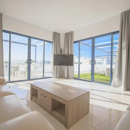 Atlántico Plaza Puerto del Carmen (Lanzarote)