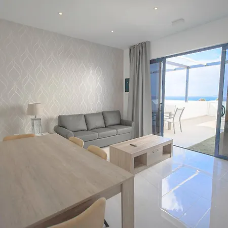 Atlántico Plaza Puerto del Carmen (Lanzarote)