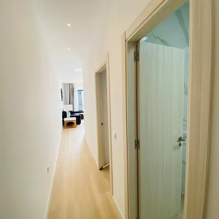 Atlántico Plaza * Puerto del Carmen (Lanzarote)